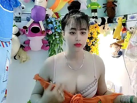 Snapshot of emgaixinhngoan chatting on November 20, 2025, 2:45 am emgaixinhngoan online show from November 20, 2025, 2:45 am