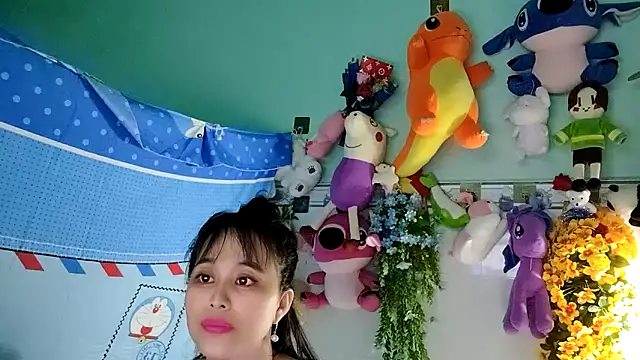 Snapshot of emgaixinhngoan chatting on October 31, 2025, 4:03 pm emgaixinhngoan online show from October 31, 2025, 4:03 pm