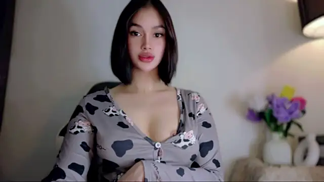 Snapshot of anna_lala7 chatting on May 5, 2026, 6:55 pm anna lala7 online show from May 5, 2026, 6:55 pm