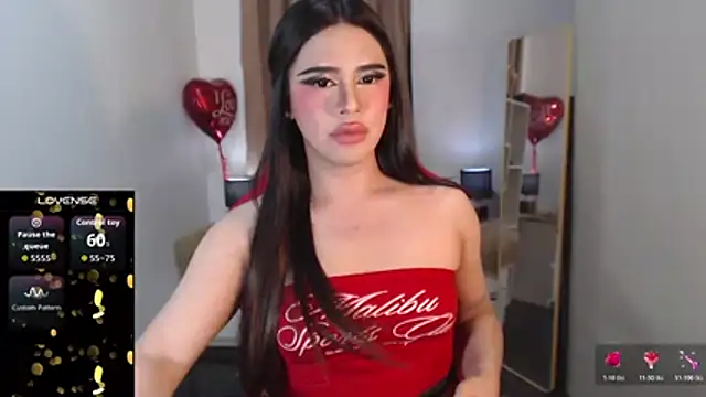 Snapshot of RebeccaTs chatting on February 19, 2026, 10:34 am RebeccaTs online show from February 19, 2026, 10:34 am