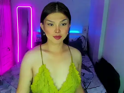 Snapshot of Sweetestcandyx_ chatting on June 21, 2026, 2:12 pm Sweetestcandyx online show from June 21, 2026, 2:12 pm