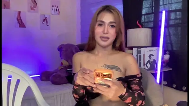 Snapshot of CassieXMarga chatting on February 14, 2026, 5:51 am CassieXMarga online show from February 14, 2026, 5:51 am