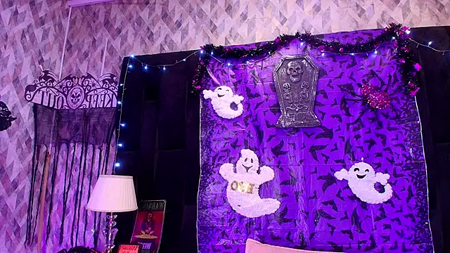 wensheng  online show from October 9, 2025, 7:14 pm