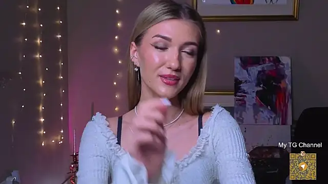 Snapshot of BeatrixGummer chatting on November 10, 2025, 8:14 pm BeatrixGummer online show from November 10, 2025, 8:14 pm