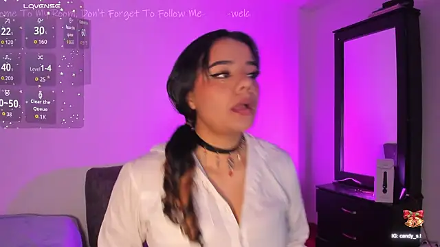 Snapshot of Shophie_thoopson chatting on December 21, 2025, 9:04 pm Shophie thoopson online show from December 21, 2025, 9:04 pm