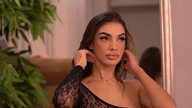 Snapshot of KendalJolly chatting on October 26, 2025, 5:30 am KendalJolly online show from October 26, 2025, 5:30 am