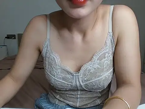 Lucie-Sexy2k online show from June 16, 2026, 7:08 am