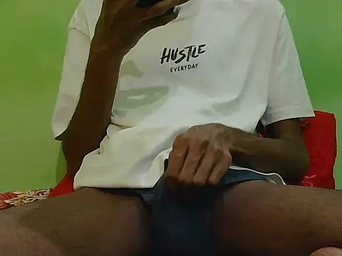 Snapshot of rockyy23boy chatting on October 26, 2025, 5:46 pm rockyy23boy online show from October 26, 2025, 5:46 pm