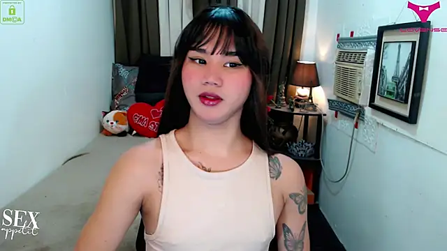 Snapshot of lil_fantacy chatting on December 14, 2025, 2:40 am lil fantacy online show from December 14, 2025, 2:40 am