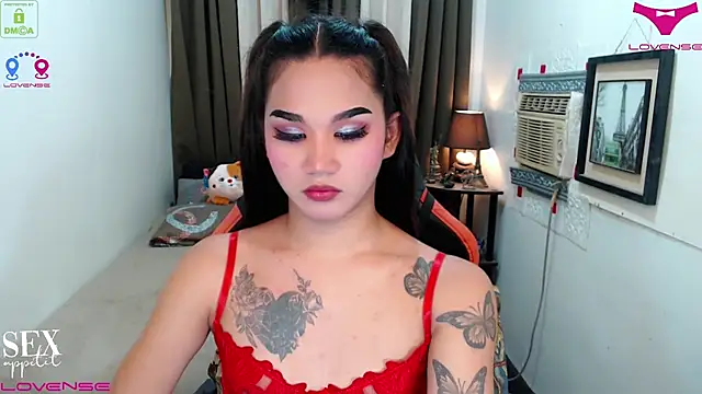 Snapshot of lil_fantacy chatting on November 26, 2025, 6:41 pm lil fantacy online show from November 26, 2025, 6:41 pm