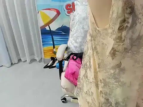 Snapshot of LuckyBabe_new01 chatting on April 3, 2026, 4:08 am LuckyBabe new01 online show from April 3, 2026, 4:08 am