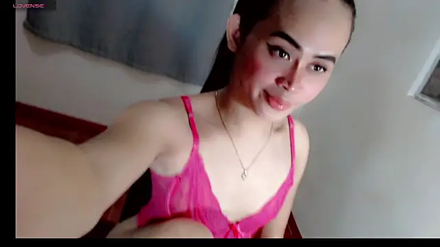 Snapshot of slutty_afina chatting on September 28, 2025, 5:25 am slutty afina online show from September 28, 2025, 5:25 am