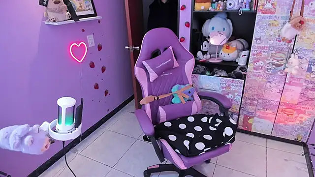 Snapshot of Vero_Osb_ chatting on October 17, 2025, 12:14 am Vero Osb online show from October 17, 2025, 12:14 am