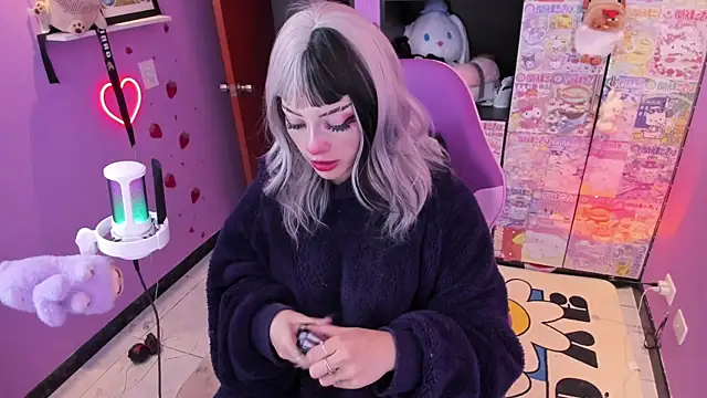 Snapshot of Vero_Osb_ chatting on September 12, 2025, 12:11 am Vero Osb online show from September 12, 2025, 12:11 am