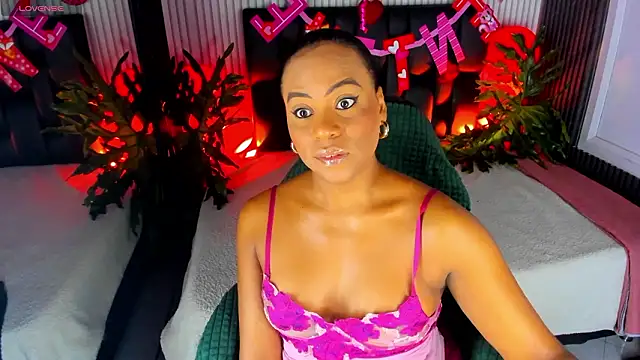 Snapshot of AriebonyBrooke chatting on February 12, 2026, 11:43 am AriebonyBrooke online show from February 12, 2026, 11:43 am