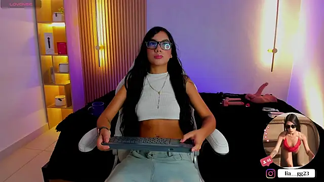 liah cleir online show from April 28, 2026, 7:29 pm