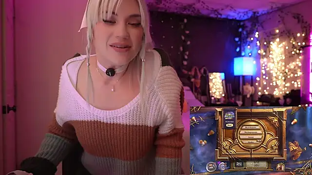 Snapshot of littlelune chatting on October 12, 2025, 12:23 am littlelune online show from October 12, 2025, 12:23 am