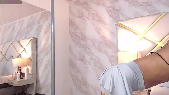 LorenBeiker- online show from September 30, 2025, 12:00 pm