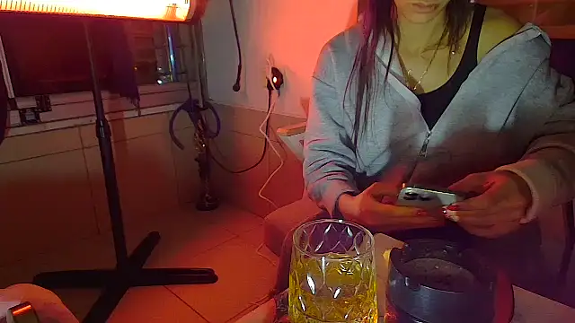 Snapshot of FenaLady chatting on January 8, 2026, 10:05 pm FenaLady online show from January 8, 2026, 10:05 pm