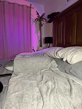 Draculona-666 online show from December 14, 2025, 3:35 am