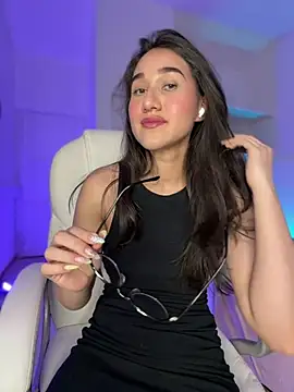 Snapshot of julieta_jhonss chatting on June 5, 2026, 6:52 am julieta jhonss online show from June 5, 2026, 6:52 am