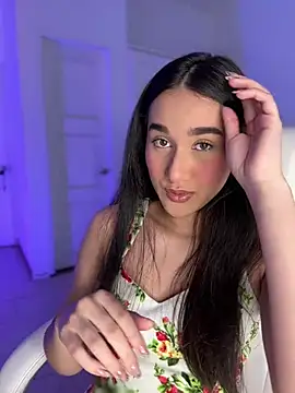 Snapshot of julieta_jhonss chatting on January 12, 2026, 2:29 am julieta jhonss online show from January 12, 2026, 2:29 am