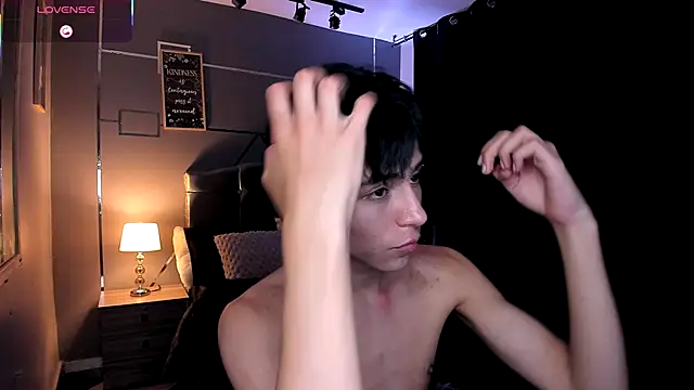 Christopher 77 online show from September 13, 2025, 8:20 pm