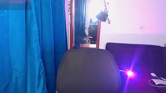 lincy honeyy online show from October 22, 2025, 5:51 am