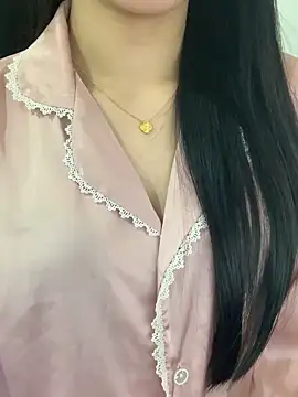 JennyQueen18 online show from February 13, 2026, 2:17 pm