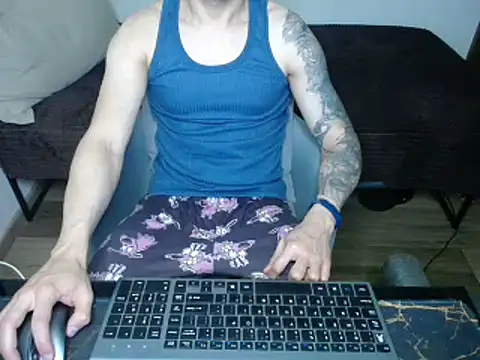 Snapshot of bossking017 chatting on March 9, 2025, 2:18 am bossking017 online show from March 9, 2025, 2:18 am