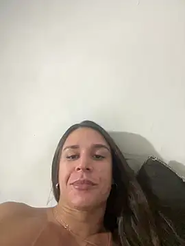 Snapshot of Isabelaa_ chatting on June 7, 2026, 2:28 am Isabelaa online show from June 7, 2026, 2:28 am