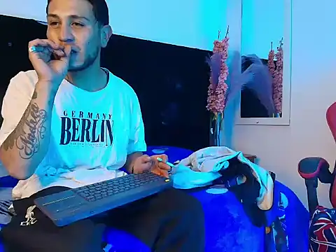 Thonixxx mr online show from March 6, 2026, 3:45 am