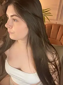 Snapshot of Lovely_Waifu chatting on April 18, 2026, 2:30 pm Lovely Waifu online show from April 18, 2026, 2:30 pm