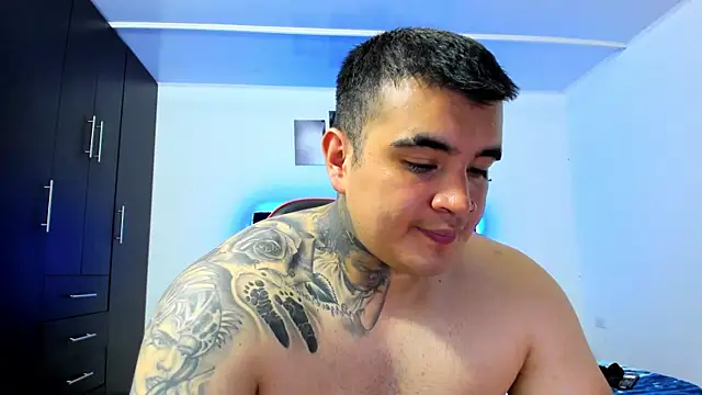 thiago  cp01 online show from November 9, 2025, 8:40 am