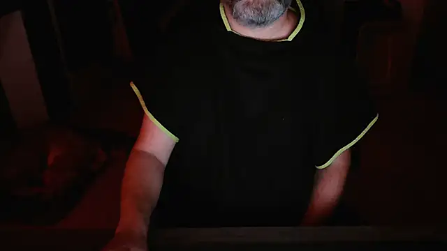 Hairyfred73 online show from October 14, 2025, 3:07 am