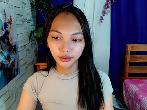 Snapshot of Simi_Ipit chatting on June 23, 2026, 6:11 am Simi Ipit online show from June 23, 2026, 6:11 am