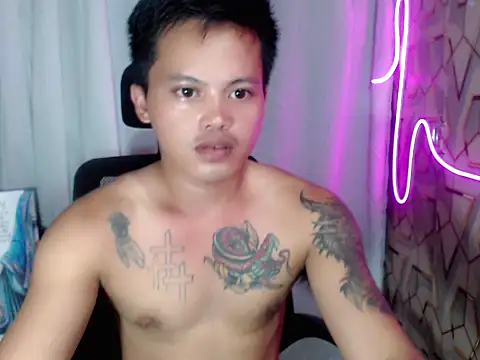 Snapshot of urhotfucker13 chatting on July 6, 2026, 5:03 am urhotfucker13 online show from July 6, 2026, 5:03 am