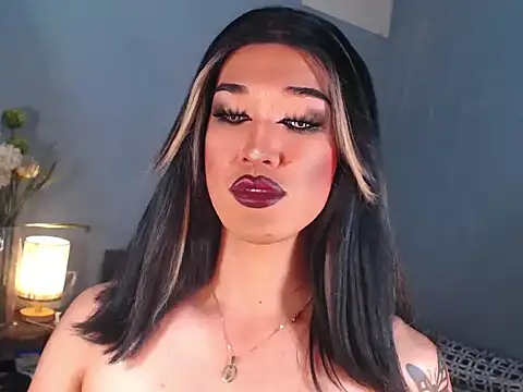 Snapshot of AleinaCroft chatting on December 18, 2025, 5:12 am AleinaCroft online show from December 18, 2025, 5:12 am