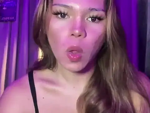 Snapshot of the_extinction_ofbeauty chatting on April 14, 2026, 11:21 pm the extinction ofbeauty online show from April 14, 2026, 11:21 pm