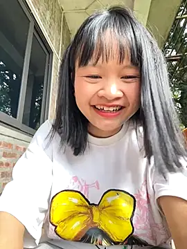 Snapshot of Daisy018 chatting on October 17, 2025, 1:53 am Daisy018 online show from October 17, 2025, 1:53 am