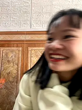 Snapshot of Daisy018 chatting on November 23, 2025, 5:17 am Daisy018 online show from November 23, 2025, 5:17 am