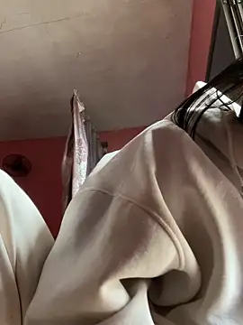 Snapshot of Daisy018 chatting on September 25, 2025, 3:01 am Daisy018 online show from September 25, 2025, 3:01 am