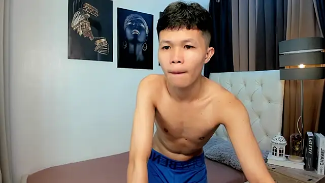 Snapshot of crazyasiantwink chatting on September 13, 2025, 5:46 pm crazyasiantwink online show from September 13, 2025, 5:46 pm