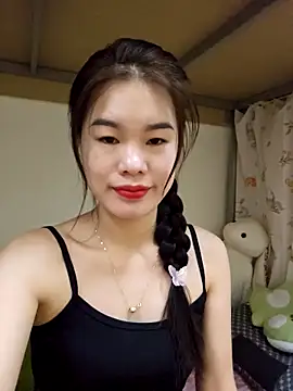 Baby-ladytits2025 online show from November 18, 2025, 3:48 pm