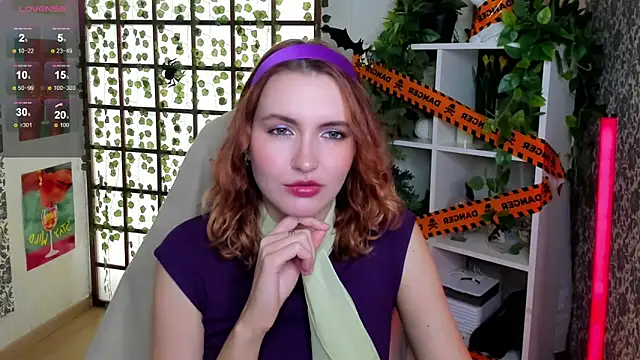 Snapshot of Elis_Cherry chatting on October 26, 2025, 2:23 am Elis Cherry online show from October 26, 2025, 2:23 am