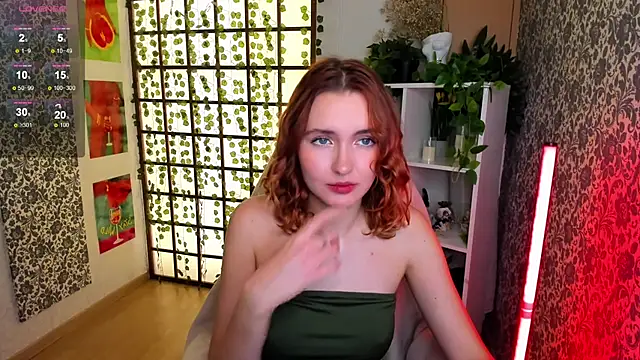 Snapshot of Elis_Cherry chatting on October 14, 2025, 1:50 am Elis Cherry online show from October 14, 2025, 1:50 am