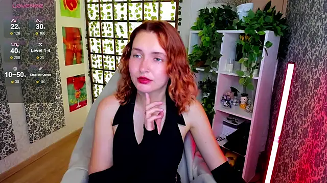 Snapshot of Elis_Cherry chatting on September 23, 2025, 1:56 am Elis Cherry online show from September 23, 2025, 1:56 am