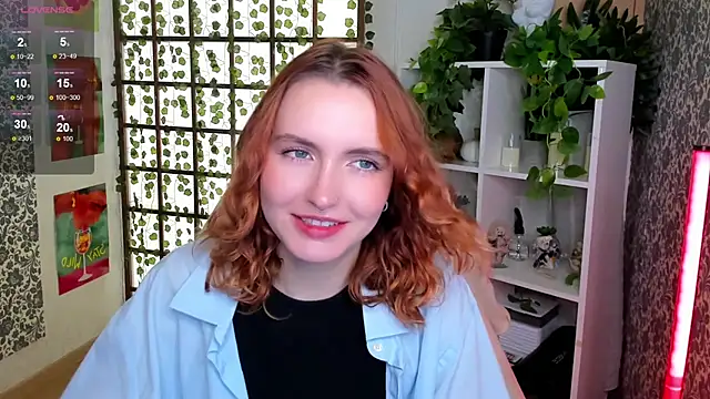 Snapshot of Elis_Cherry chatting on October 21, 2025, 2:00 am Elis Cherry online show from October 21, 2025, 2:00 am