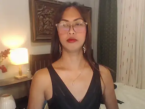 Nathalieheartt online show from July 21, 2026, 1:34 pm