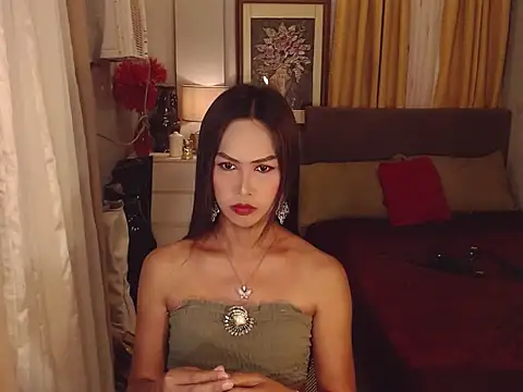 Snapshot of Nathalieheartt chatting on April 15, 2026, 1:15 pm Nathalieheartt online show from April 15, 2026, 1:15 pm